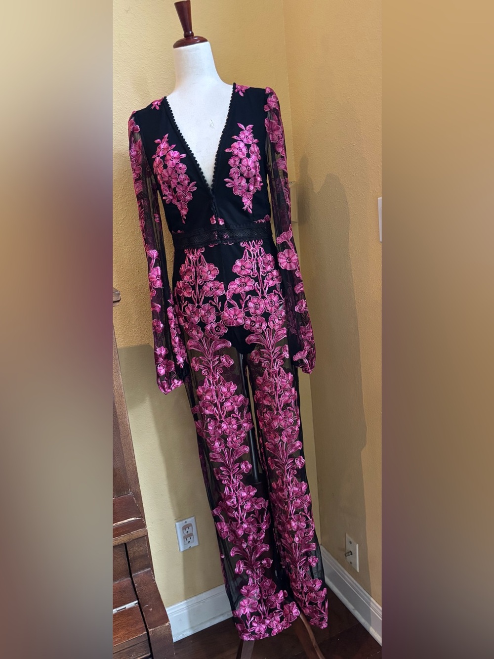 For Love and Lemons x Free People (UK) Temecula lace embroidered pantsuit. Large - Picture 4 of 12